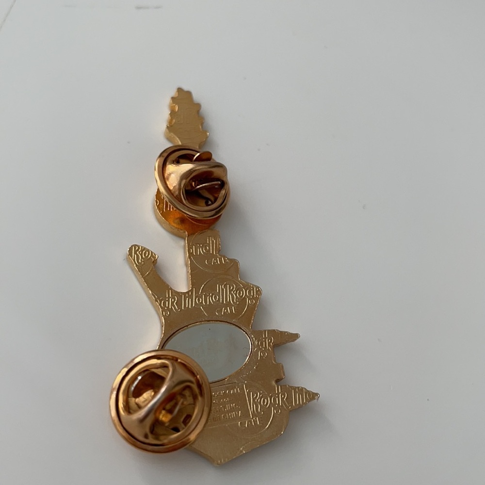 HARD ROCK CAFE NEW YOUR CITY RARE PIN - Picture 5 of 6